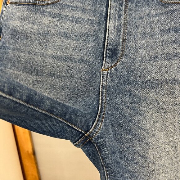 DL1961 Wallace High-Rise Cropped Flare Denim Jeans Color Briggs Sz 27 - Picture 4 of 15